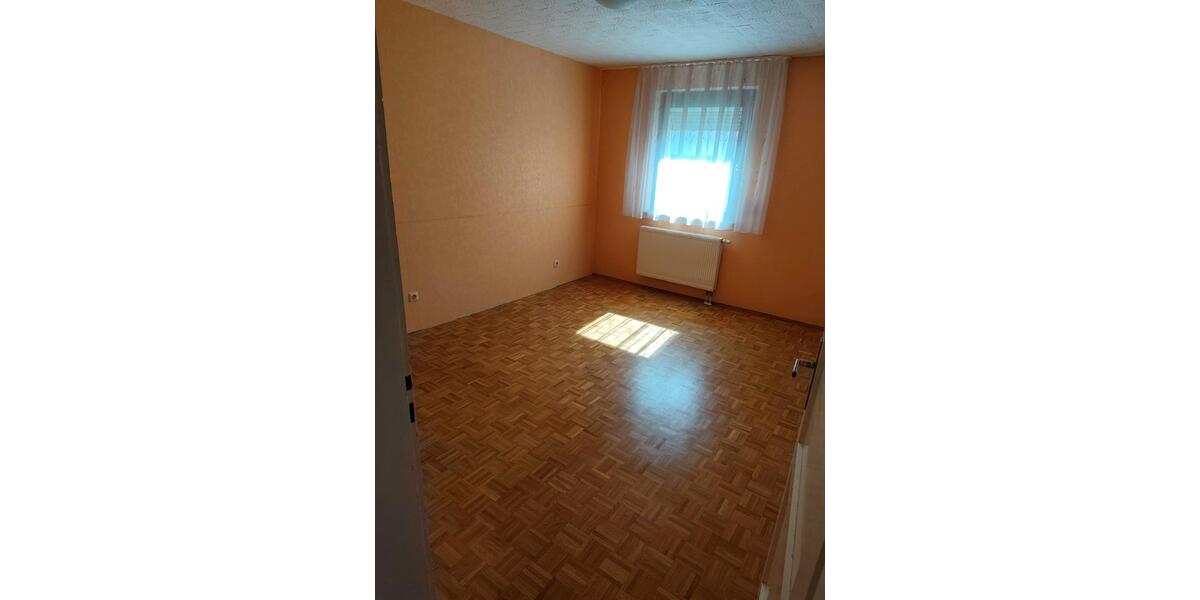 Doppelhaushälfte Euerbach - 6 Zimmer, 84 m&sup2;, 220.000&euro; | Angebot:26049173