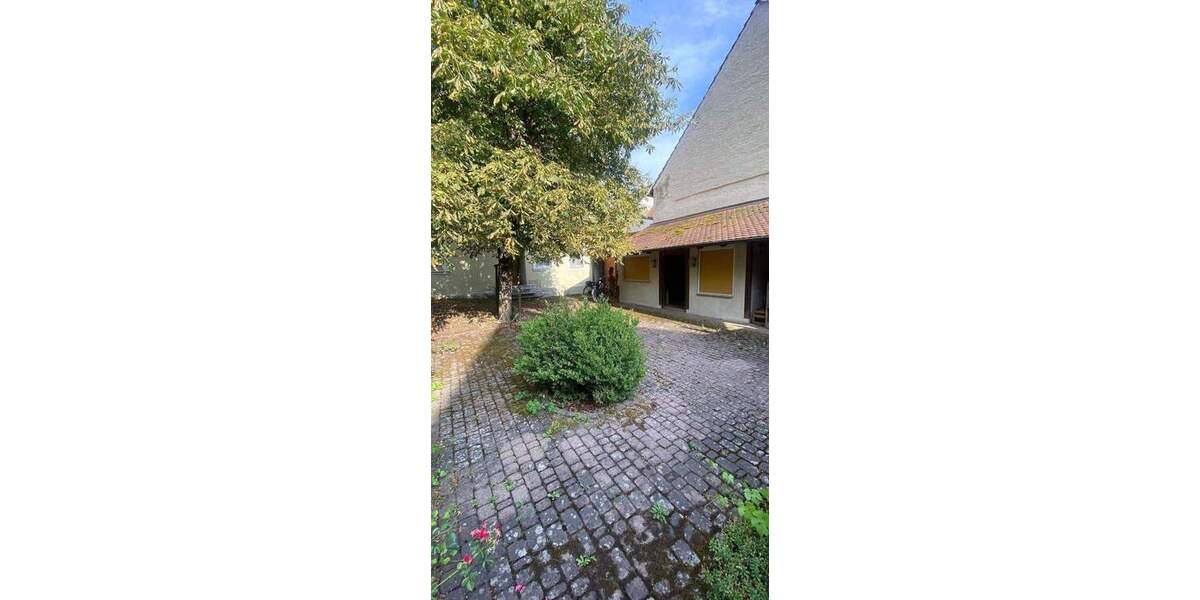 Mehrfamilienhaus, Wohnhaus Volkach - 9 Zimmer, 415.000&euro; | Angebot:25771723