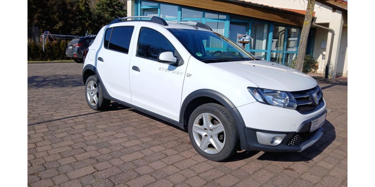Dacia Sandero 252.000 km 3.750 &euro; Grafenrheinfeld 97506
