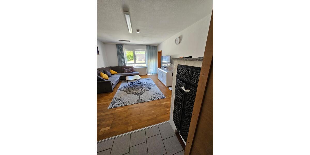 Erdgeschoßwohnung Bergtheim - 3 Zimmer, 75 m&sup2;, 800&euro; | Angebot:26615828