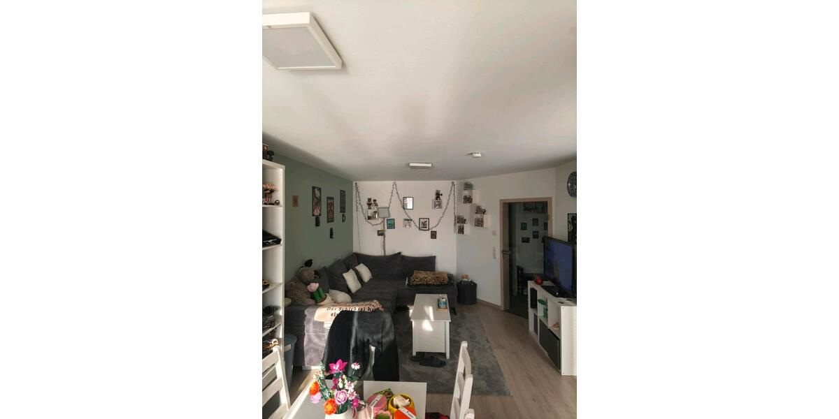 Etagenwohnung Hofheim in Unterfranken - 1 Zimmer, 61 m&sup2;, 740&euro; | Angebot:25891929