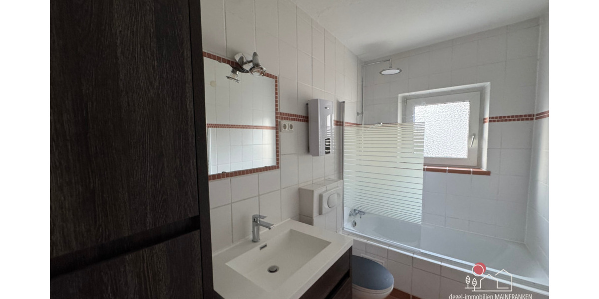 Etagenwohnung Schweinfurt Nordwestlicher Stadtteil - 4 Zimmer, 84 m&sup2;, 820&euro; | Angebot:25796508