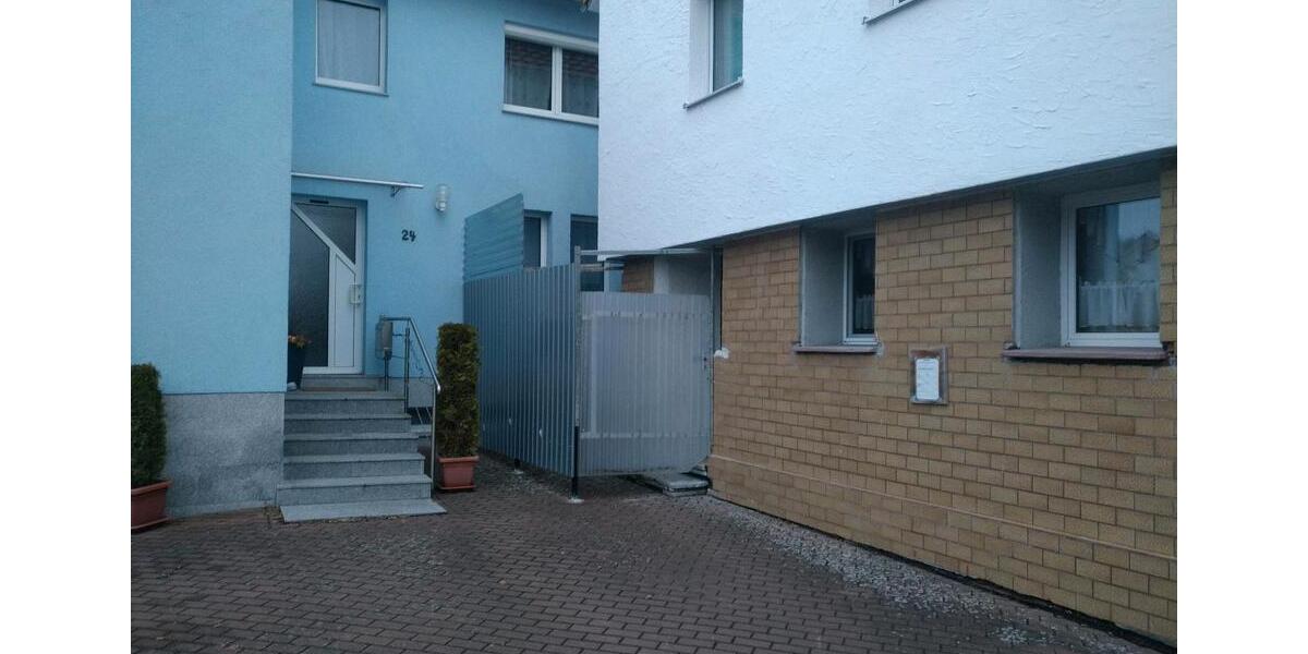 Etagenwohnung Arnstein - 8 Zimmer, 200 m&sup2;, 300.000&euro; | Angebot:26024338