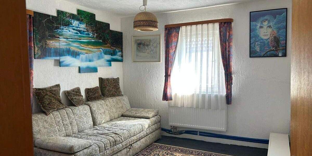 Einfamilienhaus Aidhausen - 5 Zimmer, 150 m&sup2;, 125.000&euro; | Angebot:25729018