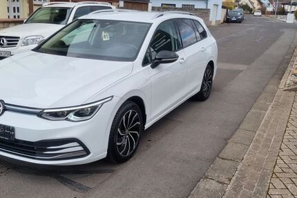 VW Golf 31.000 km 25.990 &euro; Stammheim 97509