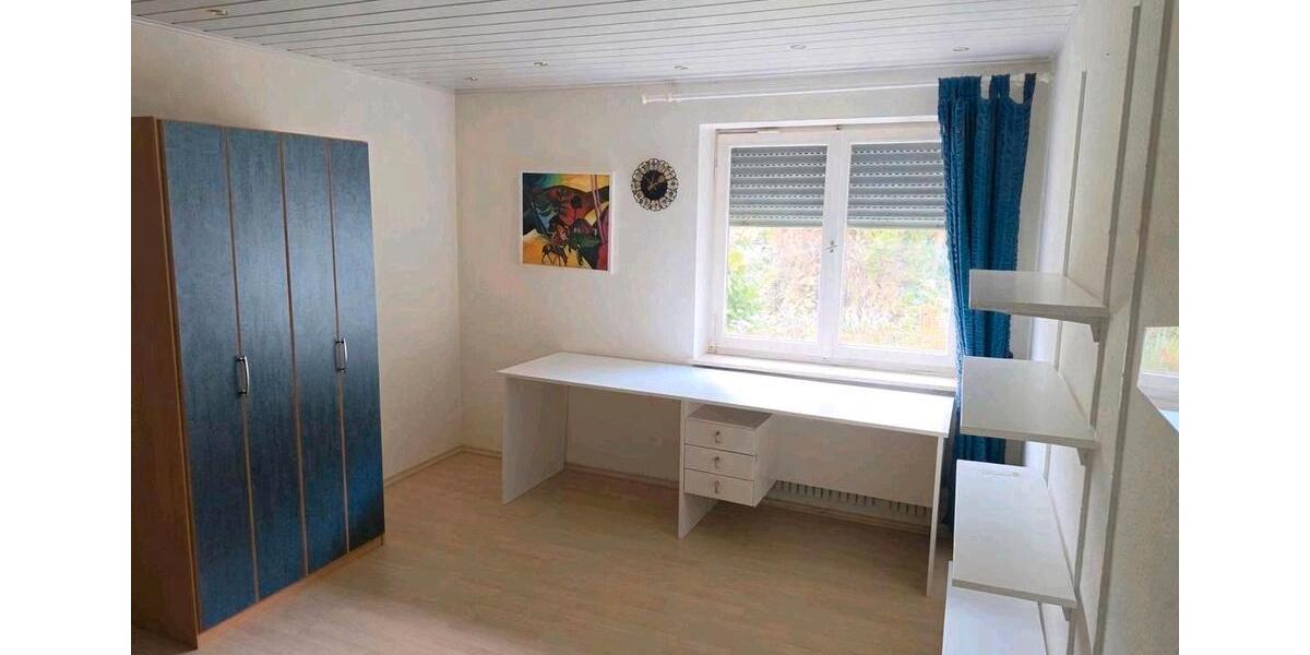 Reihenhaus Hohenroth - 9 Zimmer, 181 m&sup2;, 325.000&euro; | Angebot:26780713