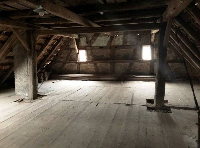 Einfamilienhaus Königsberg in Bayern Köslau - 1 Zimmer, 300 m&sup2;, 155.000&euro; | Angebot:25729002