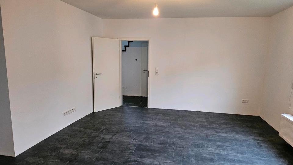 Einfamilienhaus Dittelbrunn - 450.000&euro; | Angebot:25962328