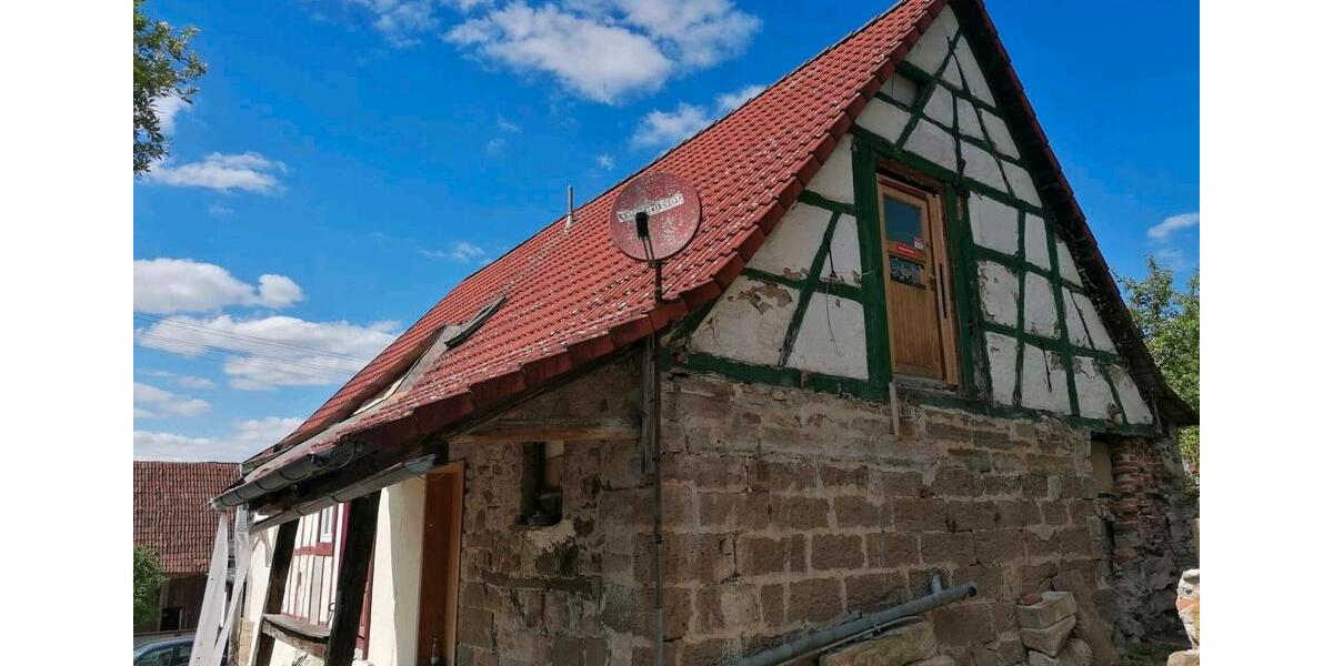 Einfamilienhaus Hofheim in Unterfranken - 3 Zimmer, 125 m&sup2;, 60.000&euro; | Angebot:26051317
