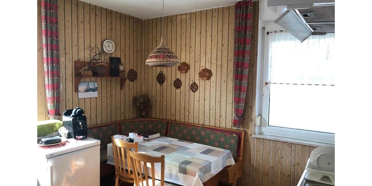 Doppelhaushälfte Hammelburg - 6 Zimmer, 140 m&sup2;, 220.000&euro; | Angebot:25355818