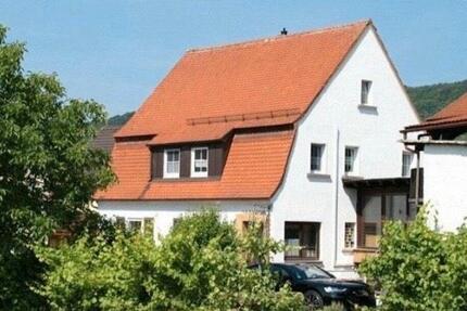 Haus Elfershausen - 5 Zimmer, 145 m&sup2;, 1.200&euro; | Angebot:25942049