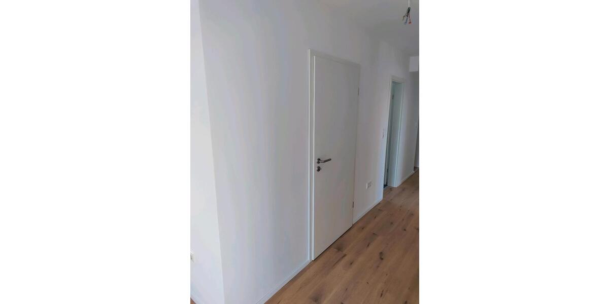 Dachgeschoßwohnung Dettelbach - 2.5 Zimmer, 83 m&sup2;, 950&euro; | Angebot:25516228