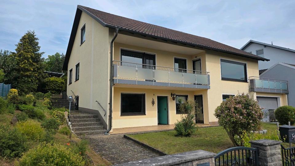 Einfamilienhaus Münnerstadt - 10 Zimmer, 215 m&sup2;, 385.000&euro; | Angebot:26898455