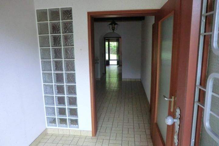 Einfamilienhaus Stadtlauringen - 5 Zimmer, 155 m&sup2;, 325.000&euro; | Angebot:25747530