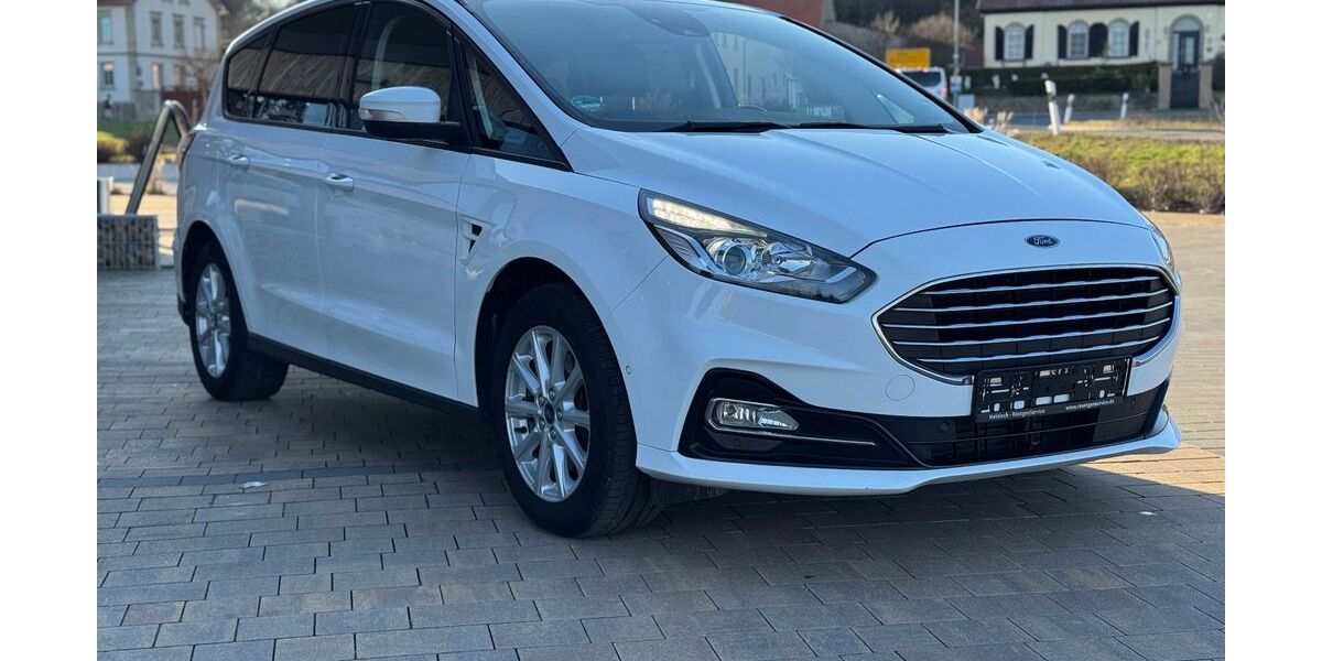 Ford S-Max 197.600 km 8.990 &euro; Werneck 97440