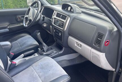 Mitsubishi Pajero 218.000 km 8.750 &euro; Geldersheim 97505