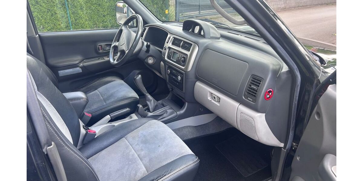 Mitsubishi Pajero 218.000 km 8.750 &euro; Geldersheim 97505