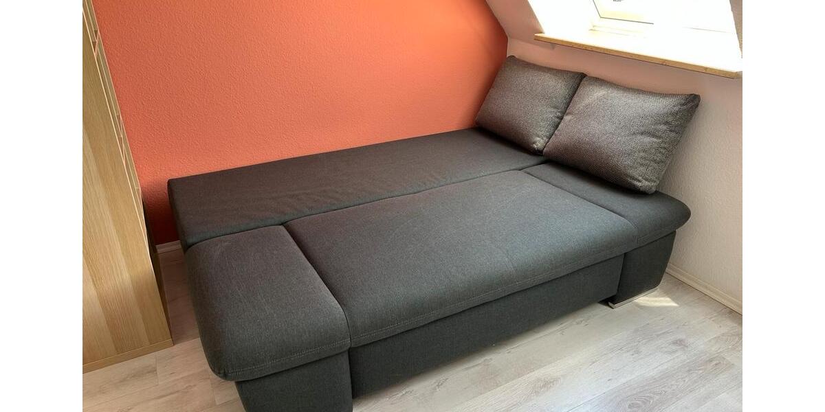 Dachgeschoßwohnung Dittelbrunn - 1 Zimmer, 30 m&sup2;, 550&euro; | Angebot:26047339