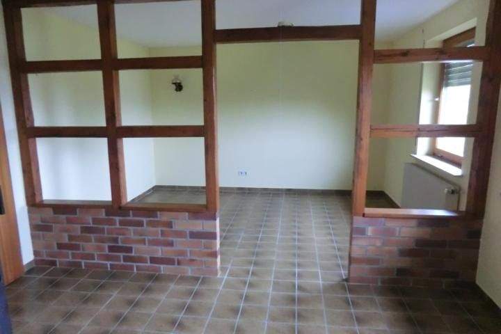 Einfamilienhaus Stadtlauringen - 5 Zimmer, 155 m&sup2;, 325.000&euro; | Angebot:25747530