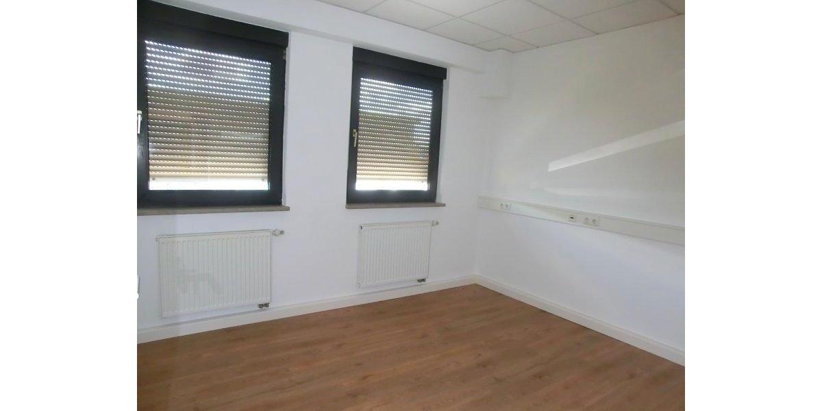 Gewerbeobjekt Werneck - 860&euro; | Angebot:26073698