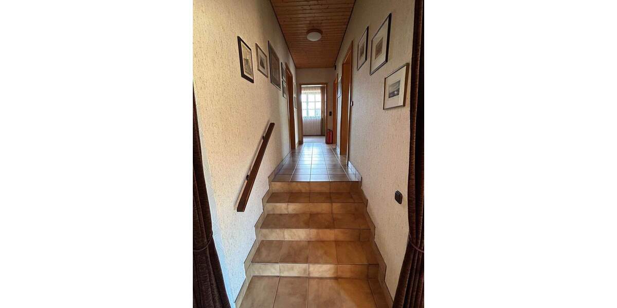 Mehrfamilienhaus, Wohnhaus Maßbach - 7 Zimmer, 186 m&sup2;, 594.000&euro; | Angebot:25690646