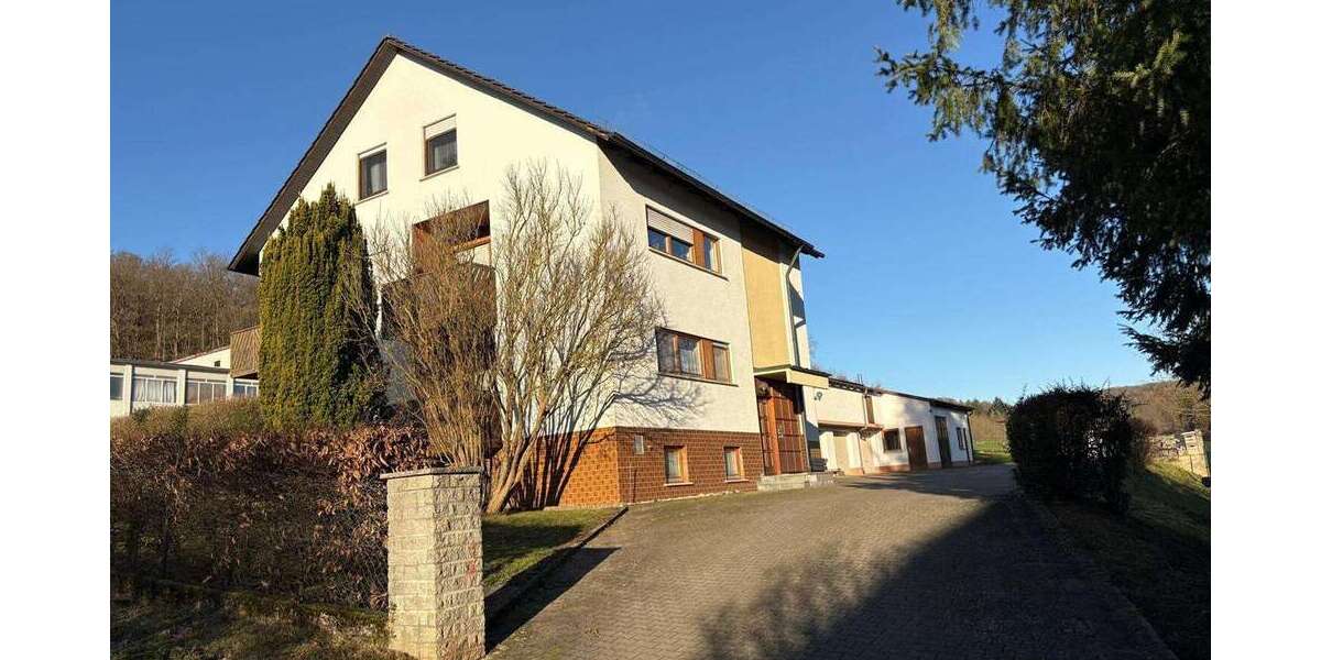 Einfamilienhaus Ebrach - 10 Zimmer, 302 m&sup2;, 448.500&euro; | Angebot:25027902