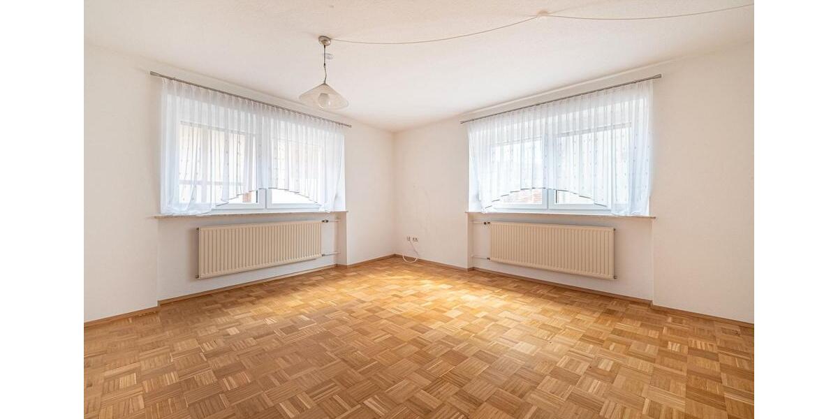Mehrfamilienhaus, Wohnhaus Arnstein - 10 Zimmer, 260 m&sup2;, 500.000&euro; | Angebot:25510299