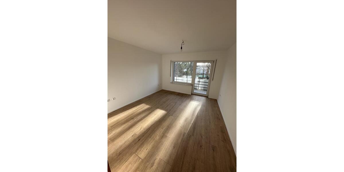 Etagenwohnung Schwebheim - 4 Zimmer, 102 m&sup2;, 1.150&euro; | Angebot:26664475