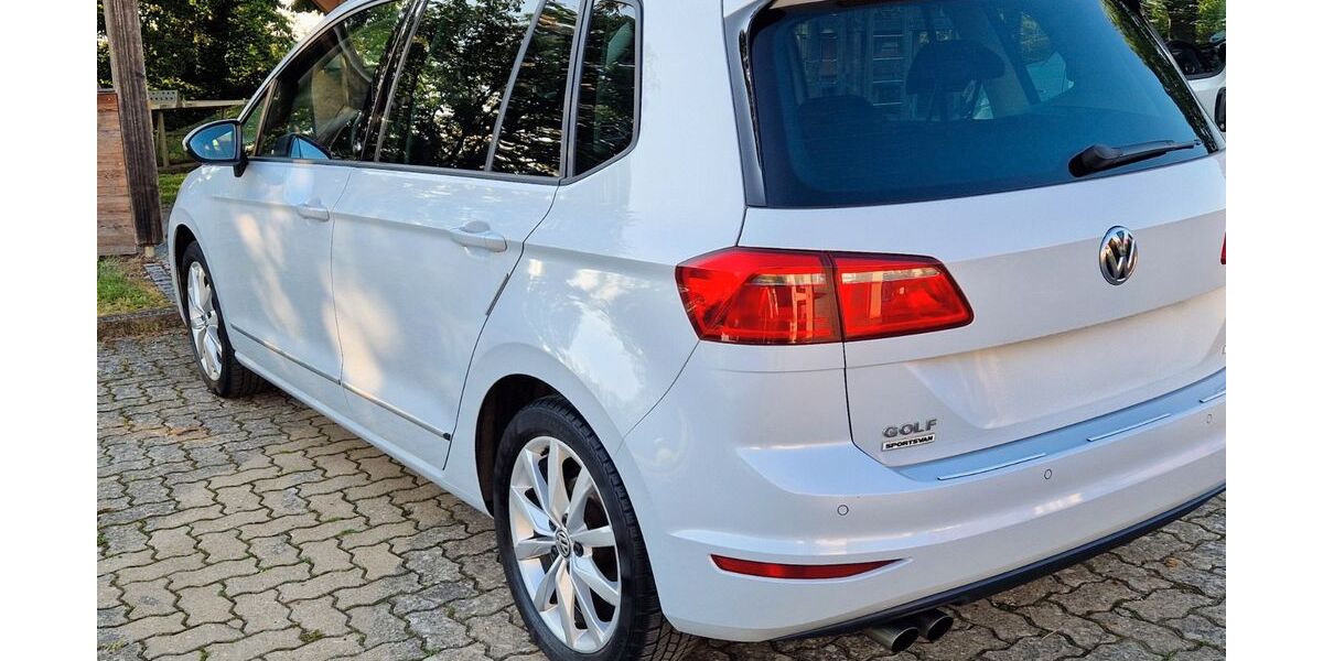 VW Golf Sportsvan 39.400 km 15.500 &euro; Arnstein 97450