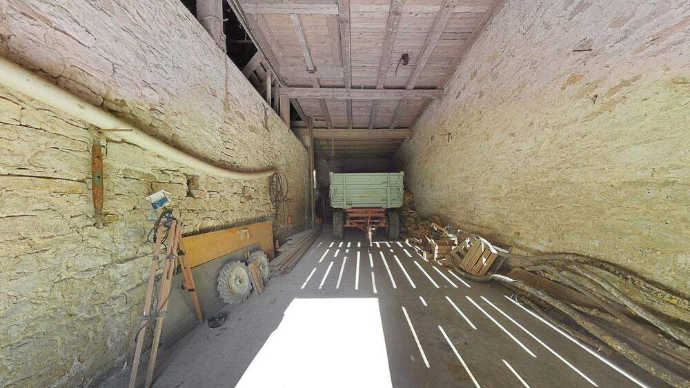 Einfamilienhaus Volkach Eichfeld - 1 Zimmer, 172 m&sup2;, 290.000&euro; | Angebot:25743799