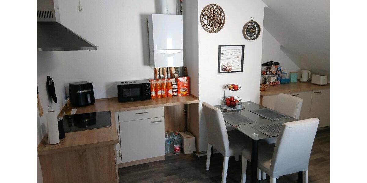 Dachgeschoßwohnung Schweinfurt Gartenstadt - 4 Zimmer, 110 m&sup2;, 750&euro; | Angebot:25752202