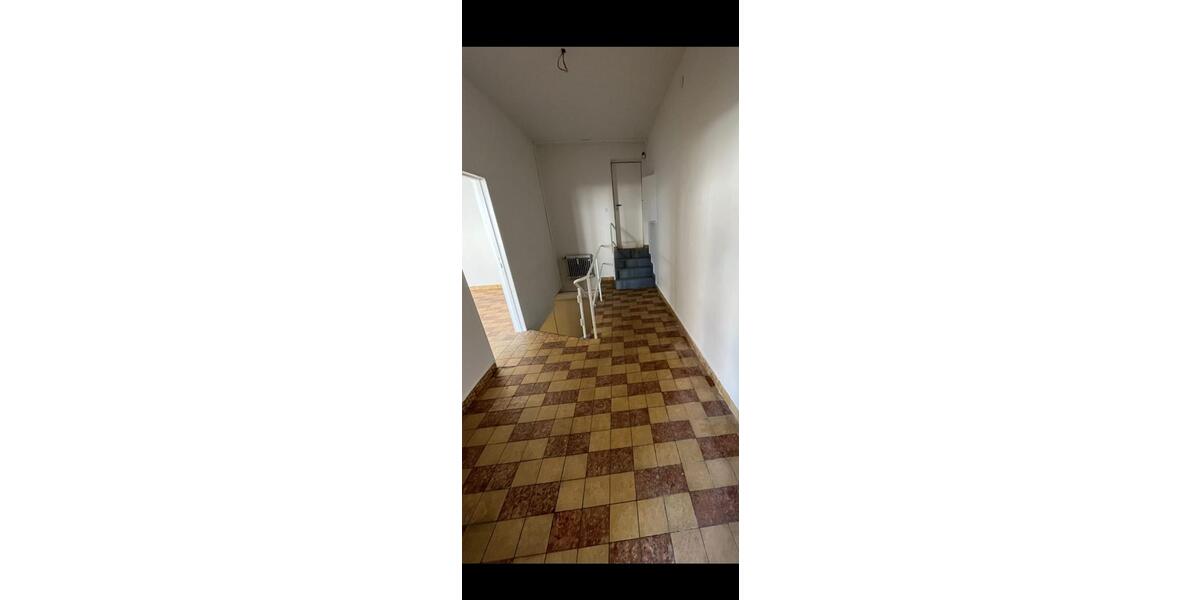 Erdgeschoßwohnung Schweinfurt Haardt - 6 Zimmer, 238 m&sup2;, 249.800&euro; | Angebot:26951755