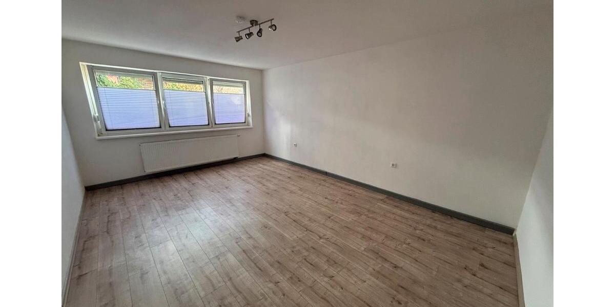 Erdgeschoßwohnung Arnstein - 2 Zimmer, 89 m&sup2;, 650&euro; | Angebot:25925055