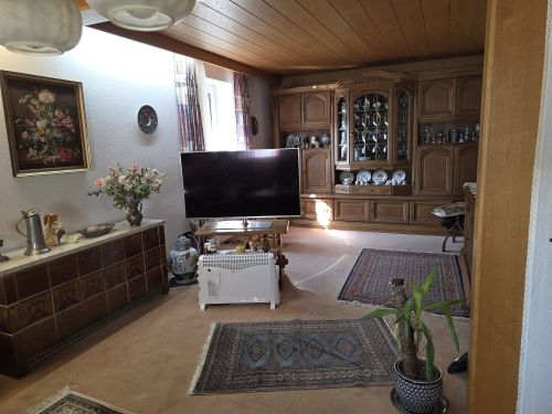 2-Familienhaus mit schönem Garten in 97456 Dittelbrunn-Hambach (ID 10632) - Zweifamilienhaus Dittelbrunn Dittelbrunn | Angebot:26439884