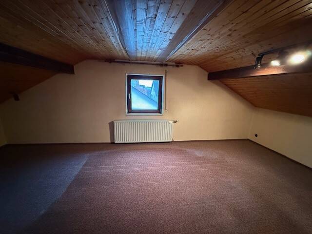 Einfamilienhaus Volkach Eichfeld - 6 Zimmer, 160 m&sup2;, 1.450&euro; | Angebot:26273088