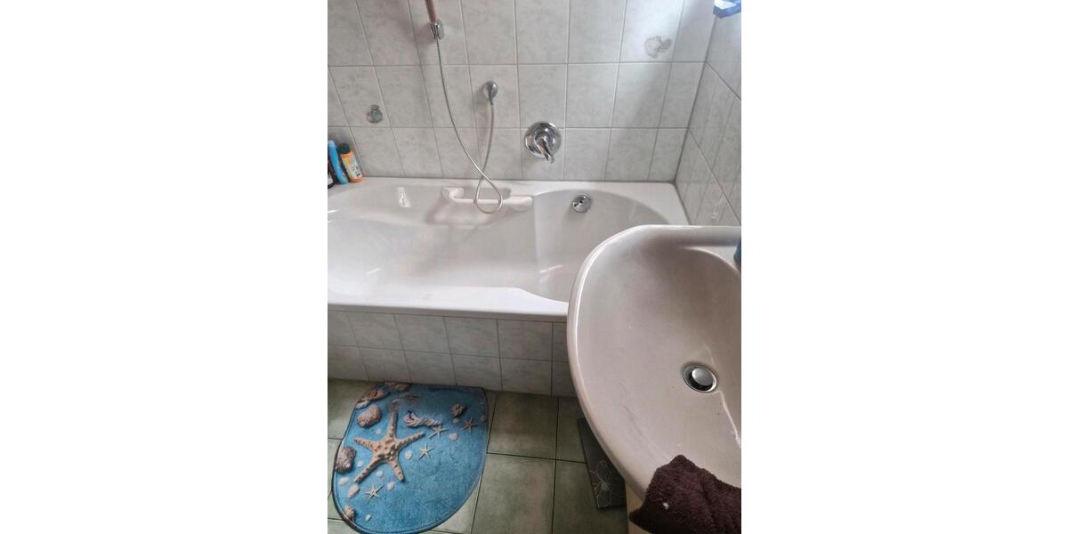 Einfamilienhaus Sulzfeld - 7 Zimmer, 208 m&sup2;, 209.000&euro; | Angebot:25870355