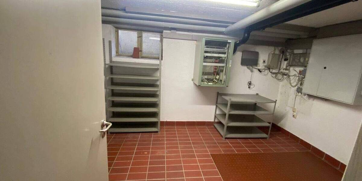 Mehrfamilienhaus, Wohnhaus Röthlein - 410.000&euro; | Angebot:25815083