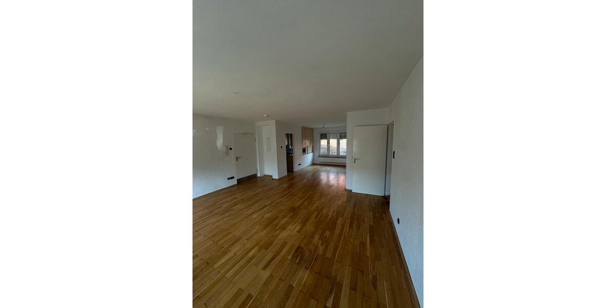 Erdgeschoßwohnung Burglauer - 3 Zimmer, 78 m&sup2;, 800&euro; | Angebot:24839701