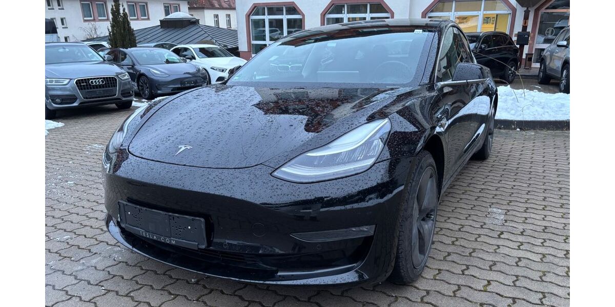 Tesla Model 3 113.500 km 19.450 &euro; Bad Kissingen 97688