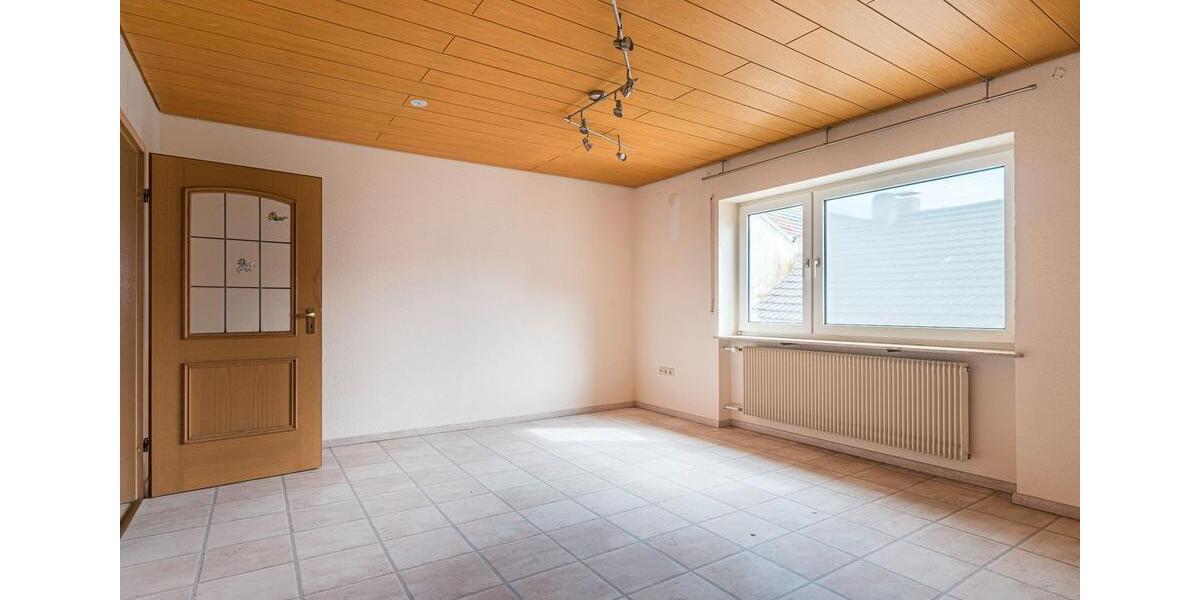 Mehrfamilienhaus, Wohnhaus Arnstein - 10 Zimmer, 260 m&sup2;, 499.000&euro; | Angebot:21979328