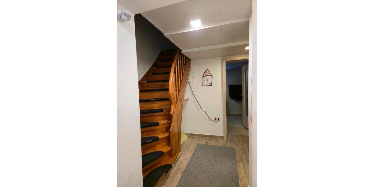 Einfamilienhaus Stadtlauringen - 5 Zimmer, 116 m&sup2;, 175.000&euro; | Angebot:26023766