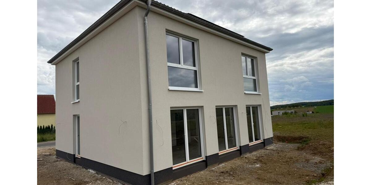 Einfamilienhaus Wasserlosen - 5 Zimmer, 165 m&sup2;, 1.590&euro; | Angebot:26672618