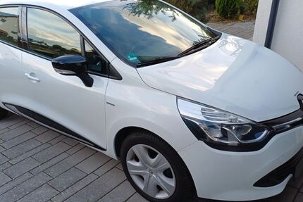 Renault Clio 122.000 km 5.000 &euro; Poppenhausen 97490