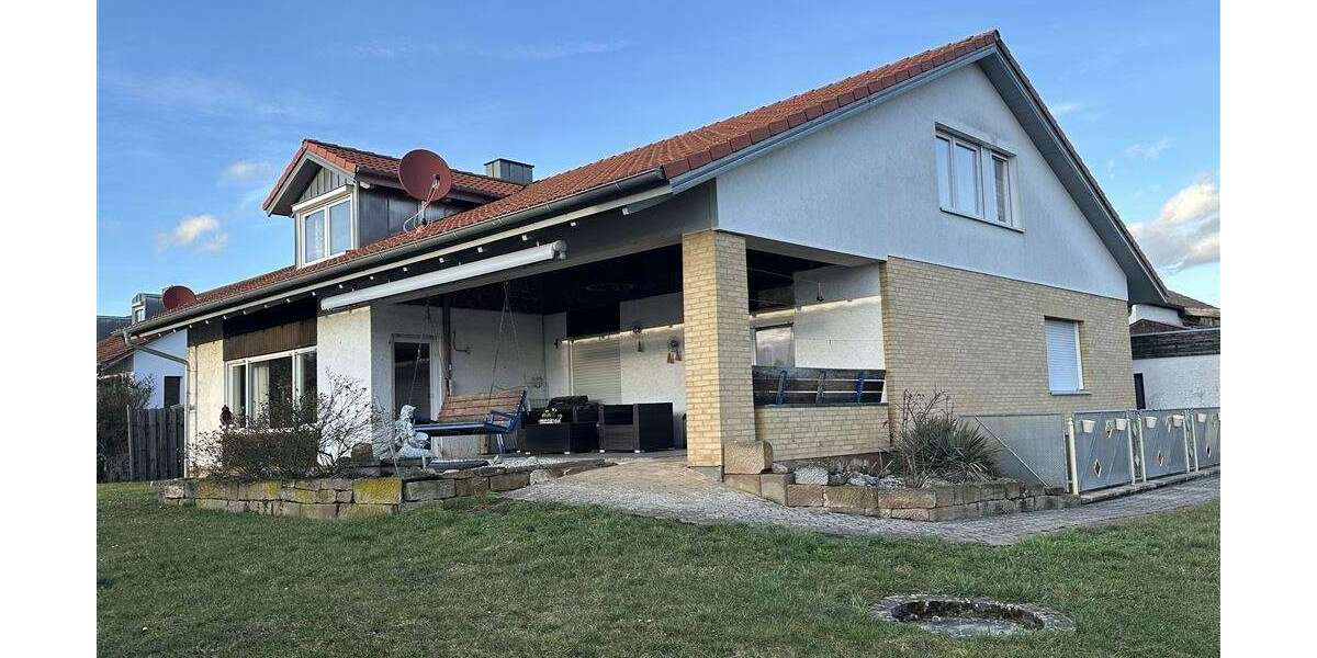 Einfamilienhaus Hofheim - 9 Zimmer, 210 m&sup2;, 299.000&euro; | Angebot:25268632