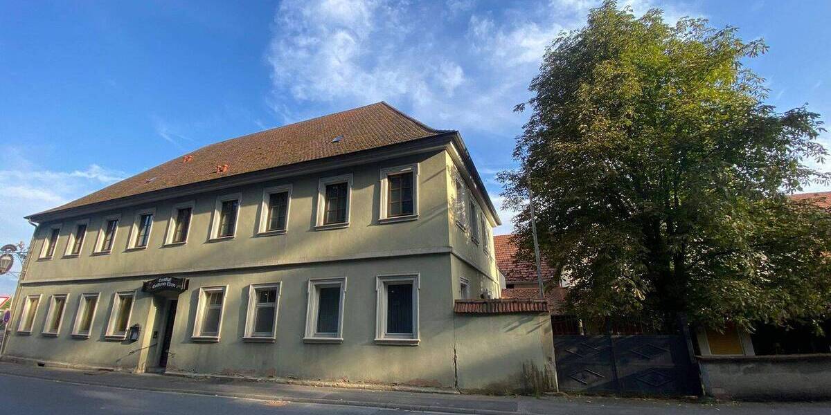 Einfamilienhaus Volkach - 9 Zimmer, 415.000&euro; | Angebot:25771722