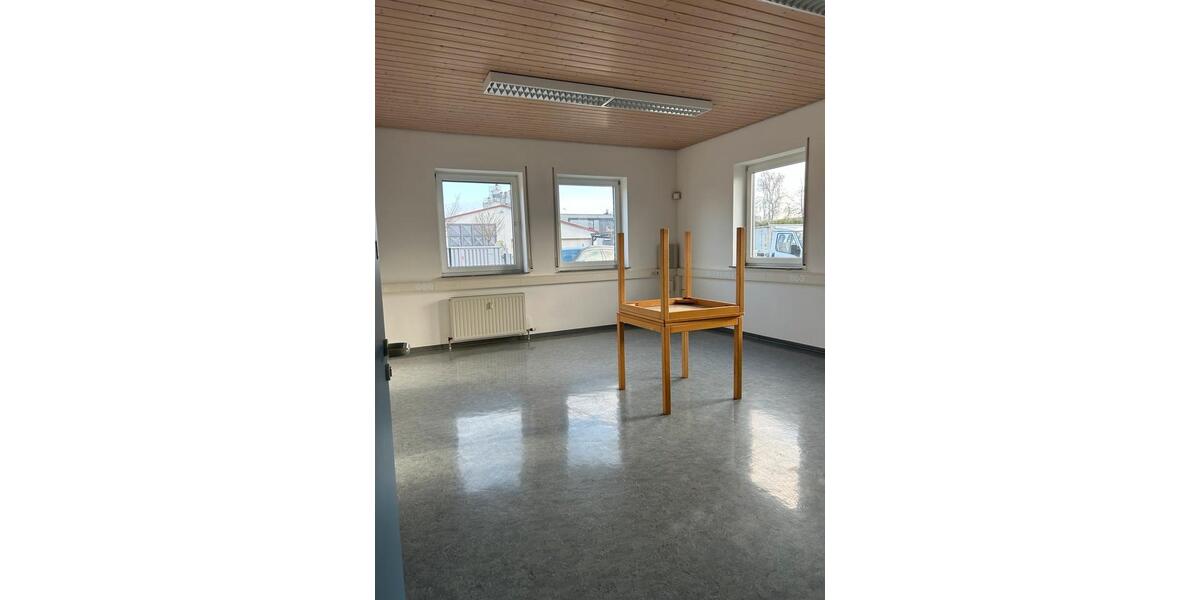 Gewerbeobjekt Hohenroth - 250&euro; | Angebot:24435923