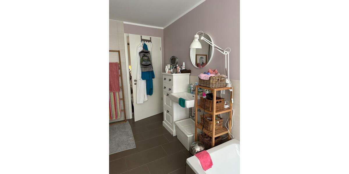 Erdgeschoßwohnung Volkach - 3 Zimmer, 82 m&sup2;, 951&euro; | Angebot:24817909