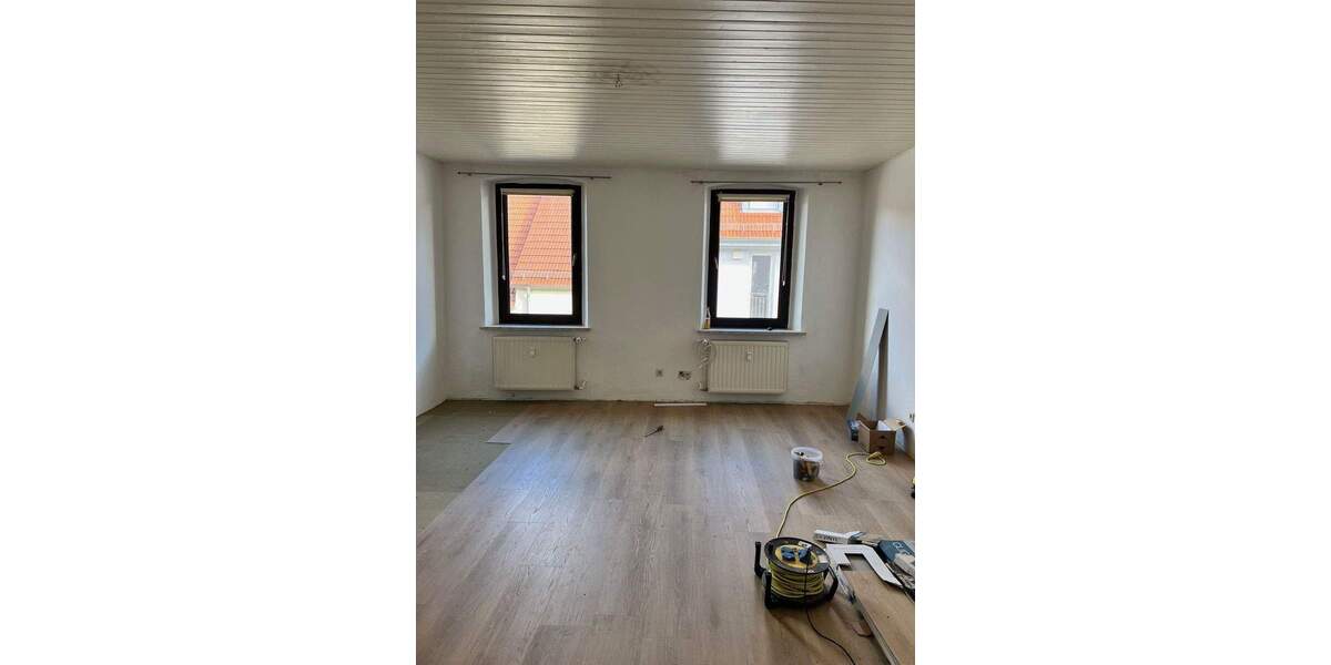 Etagenwohnung Schweinfurt Altstadt - 2 Zimmer, 84 m&sup2;, 780&euro; | Angebot:25707713
