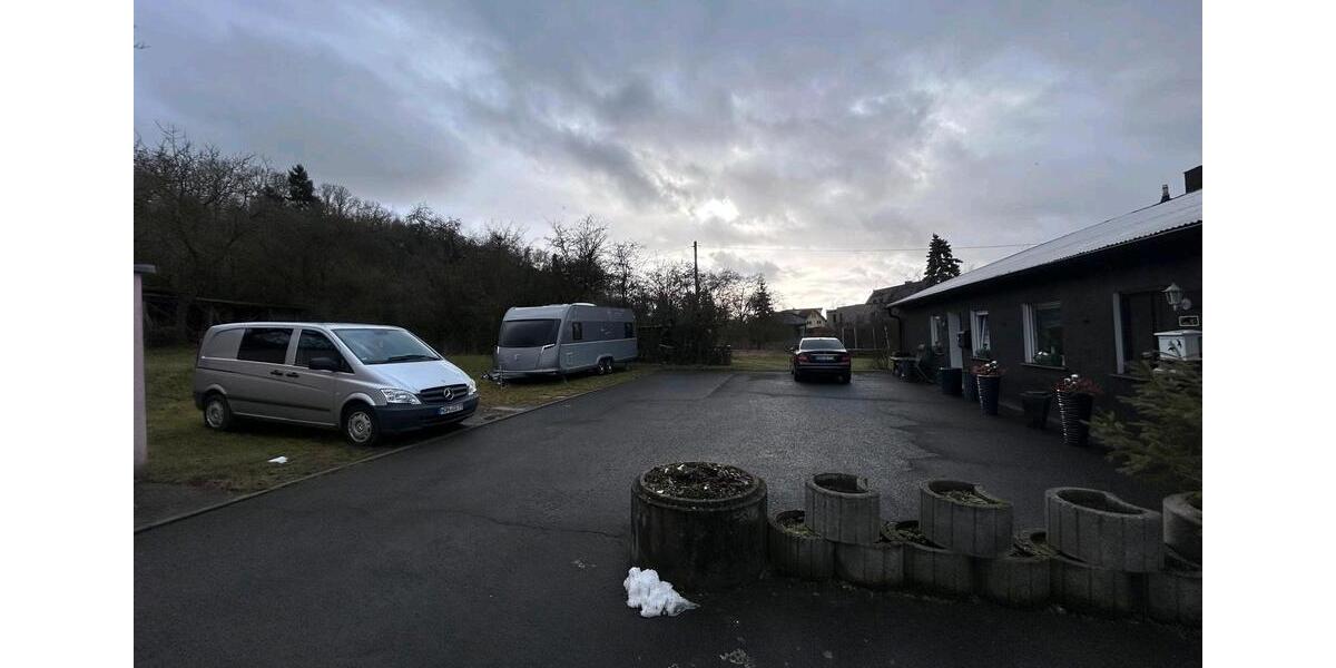 Reihenhaus Hofheim in Unterfranken - 5 Zimmer, 183 m&sup2;, 245.000&euro; | Angebot:25161833