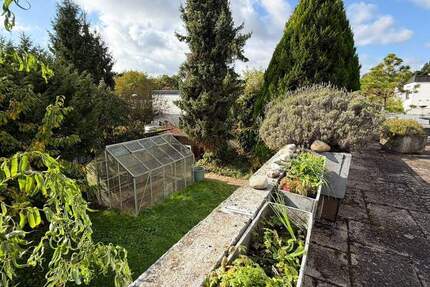 Haus Dittelbrunn - 8 Zimmer, 298 m&sup2;, 499.000&euro; | Angebot:25662323